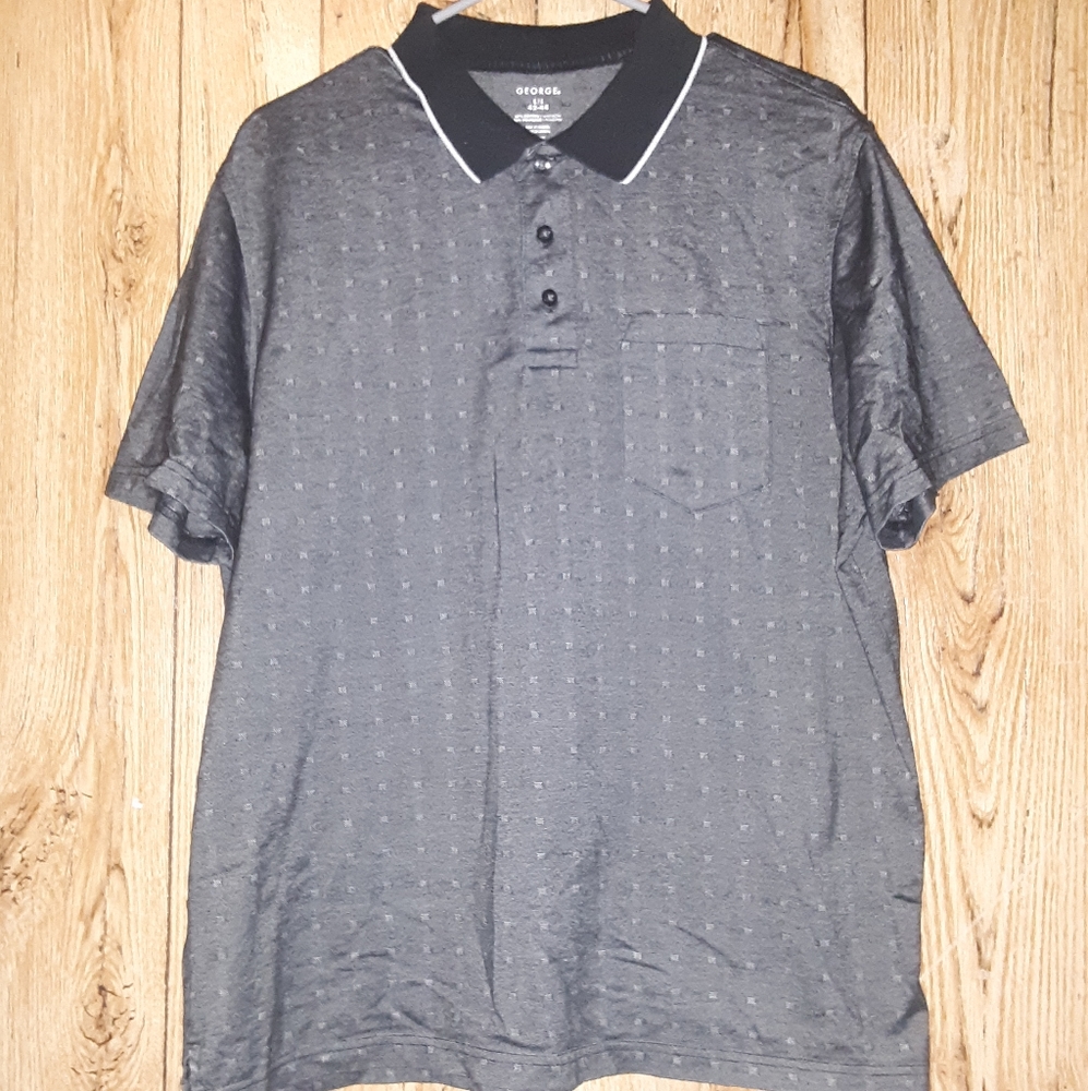Grey patterned polo with black collar